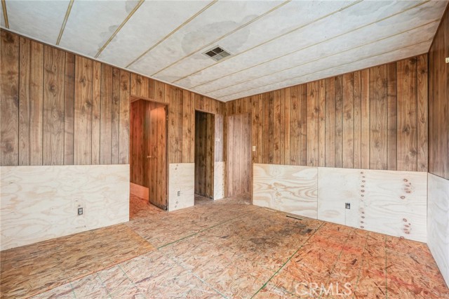 2930 W Rialto ave, Rialto CA: https://media.crmls.org/medias/f6e8457b-1997-43d6-b2ca-8c9dd47d0479.jpg