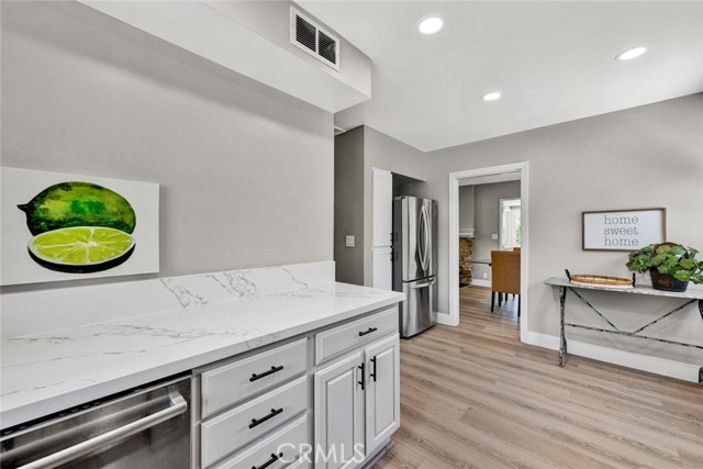 1119 N Lincoln Avenue, Fullerton CA: https://media.crmls.org/medias/f6e94abe-2ab1-4e97-851e-45389b3a0ea1.jpg