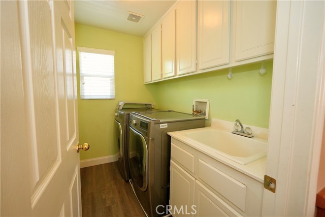 29429 Masters Drive, Murrieta CA: https://media.crmls.org/medias/f6e9740d-6df7-4282-83db-5e7de1ddcbad.jpg