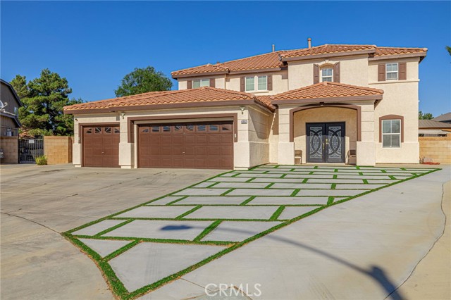 4302 Olivera Place, Lancaster CA: https://media.crmls.org/medias/f6e9ec09-351b-4b69-9918-f616a1766590.jpg