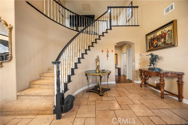 16015 Ranch House Rd, Chino Hills CA: https://media.crmls.org/medias/f6ea00c2-d0e5-41e7-a8d8-a1667aa8084d.jpg