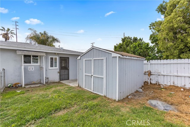 Detail Gallery Image 16 of 19 For 10327 Flora Vista Ave, Bellflower,  CA 90706 - 2 Beds | 1 Baths