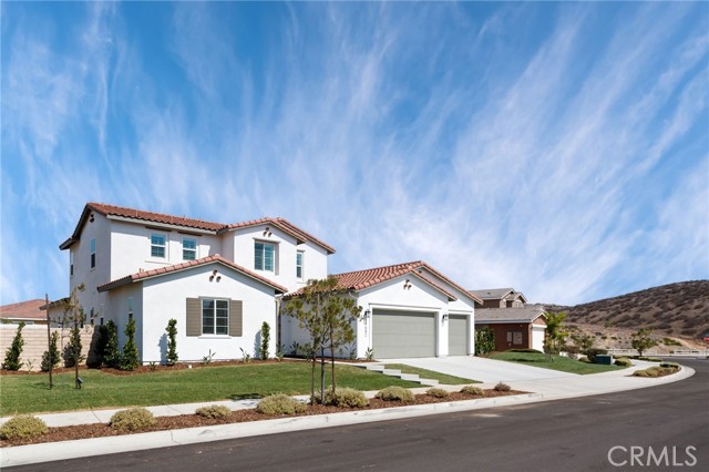 17042 Meteor Way, Riverside CA: https://media.crmls.org/medias/f6eb44fe-d7c4-4f10-91af-96d93a01dc11.jpg