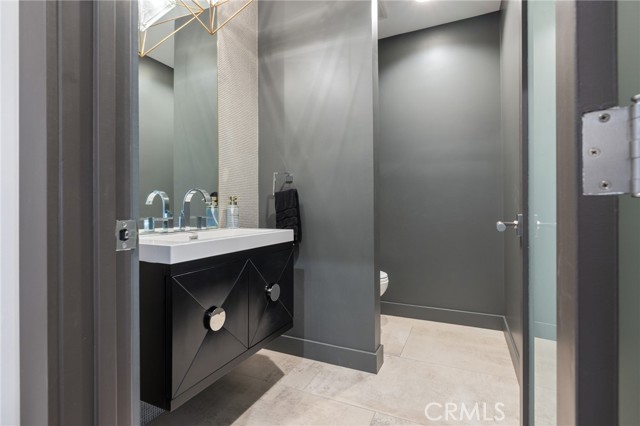 Detail Gallery Image 32 of 75 For 10372 Crawford Canyon Rd, North Tustin,  CA 92705 - 5 Beds | 6/1 Baths