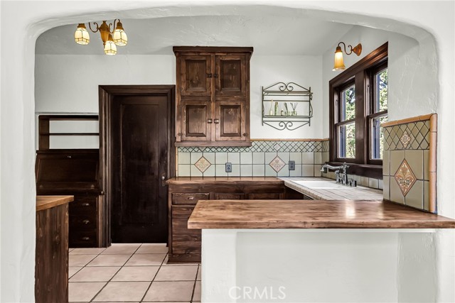 Detail Gallery Image 19 of 66 For 4721 Somerset, Riverside,  CA 92507 - 4 Beds | 2 Baths