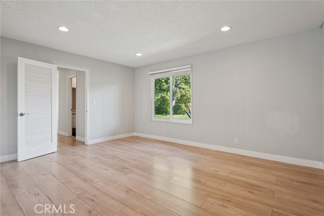 5789 Fairhaven Avenue, Woodland Hills CA: https://media.crmls.org/medias/f6ec5831-e7a7-41cd-8709-b224208dc46d.jpg