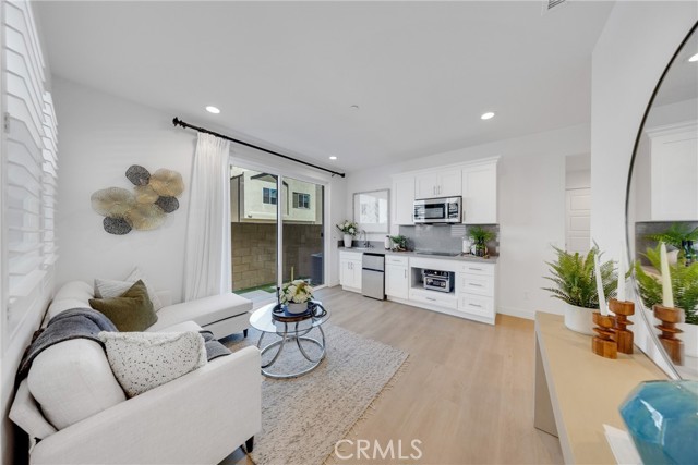 251 Tank, Irvine CA: https://media.crmls.org/medias/f6ed7034-d4dd-4dea-8b99-87f9391c0c35.jpg