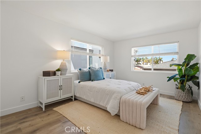 Image 9 of 21 For 77 15th  3
