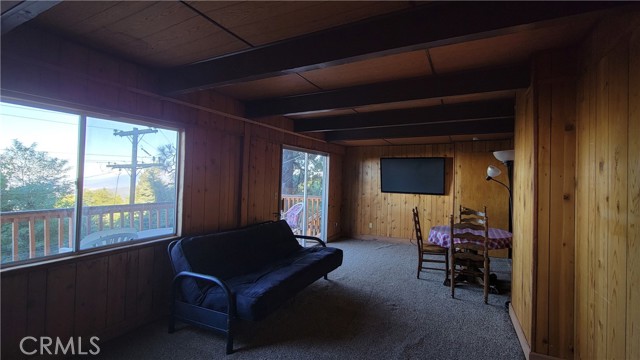Detail Gallery Image 13 of 16 For 1933 Willow Dr, Running Springs,  CA 92382 - 3 Beds | 2 Baths