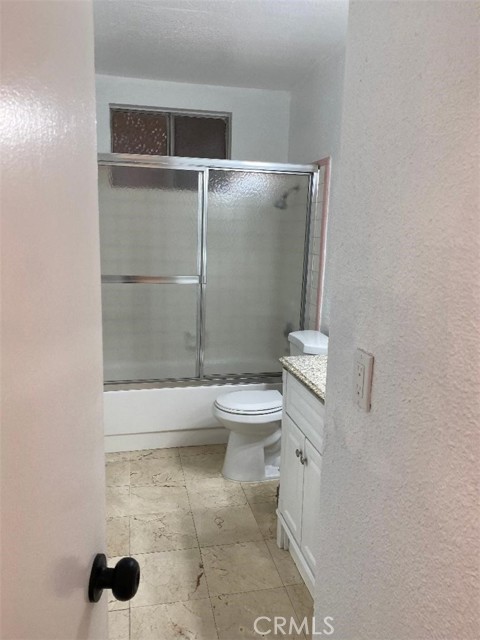 11855 163rd Street, Norwalk CA: https://media.crmls.org/medias/f6ee084c-caf0-4dd9-a4a9-76b55301aa54.jpg