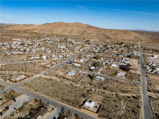 Detail Gallery Image 11 of 23 For 61954 Plaza Rd, Joshua Tree,  CA 92252 - – Beds | – Baths
