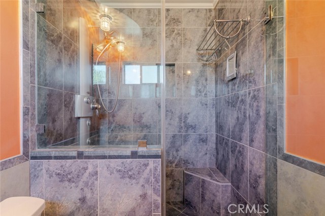 Detail Gallery Image 18 of 32 For 6232 Morse Ave, North Hollywood,  CA 91606 - 3 Beds | 3 Baths
