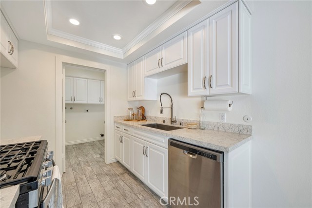 Detail Gallery Image 15 of 63 For 20247 Fern Creek Ln, Yorba Linda,  CA 92886 - 2 Beds | 1/1 Baths