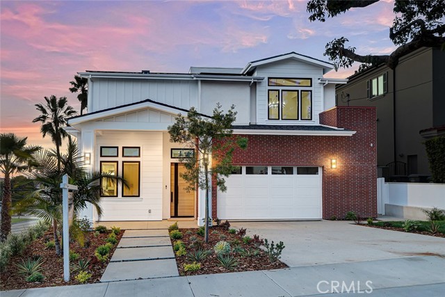 641 S Gertruda Avenue, Redondo Beach CA: https://media.crmls.org/medias/f6f06d20-bc18-4e31-ab03-8cc7c929c7aa.jpg