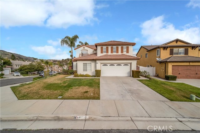 8810 Lemonwood Dr, Corona, CA 92883