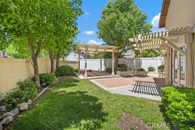 15 Havre Court, Lake Forest CA: https://media.crmls.org/medias/f6f13c58-4a2f-4327-a7e6-b0abce3944ae.jpg
