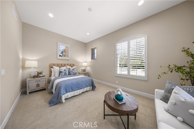 Detail Gallery Image 7 of 27 For 15 Patchwork, Irvine,  CA 92602 - 5 Beds | 4/1 Baths