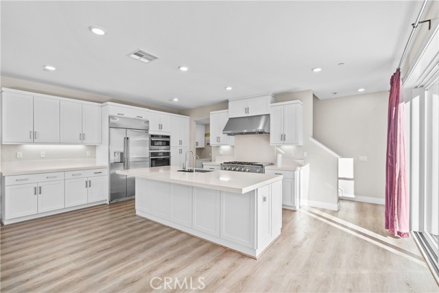 Detail Gallery Image 13 of 56 For 124 Zawn, Irvine,  CA 92618 - 4 Beds | 4/1 Baths