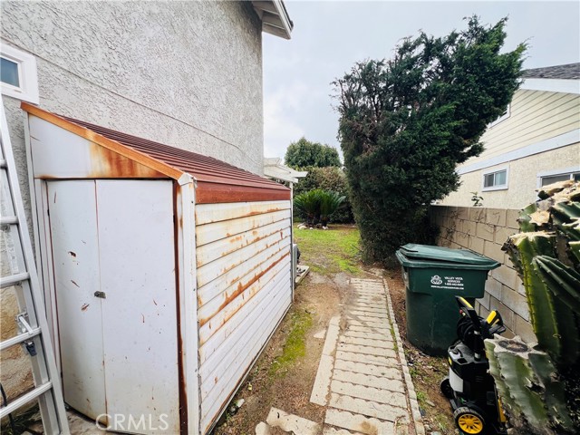 4356 Richwood Avenue, El Monte CA: https://media.crmls.org/medias/f6f39ad6-134d-4758-87a9-c568575321c9.jpg