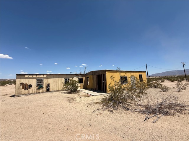 0 Mac Rae Road, 29 Palms CA: https://media.crmls.org/medias/f6f40b3c-e0e6-4020-a1d6-8514111d881e.jpg