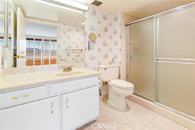 24055 Paseo Del Lago, Laguna Woods CA: https://media.crmls.org/medias/f6f4dd03-bc4f-41c3-93a8-c580eb6bdf51.jpg