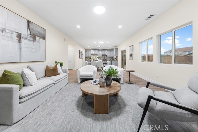 Detail Gallery Image 17 of 70 For 3262 S Portsmouth, Ontario,  CA 91761 - 5 Beds | 3/1 Baths