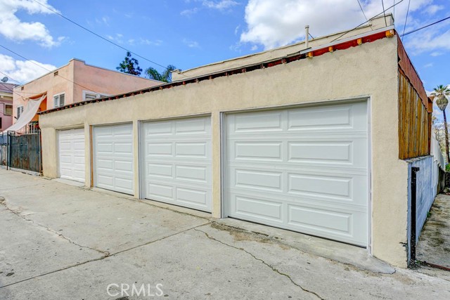 Detail Gallery Image 17 of 17 For 212 S Hoover St, Los Angeles,  CA 90004 - 2 Beds | 1 Baths