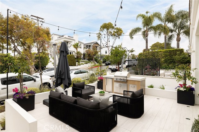 Detail Gallery Image 3 of 29 For 502 Jasmine Ave a,  Corona Del Mar,  CA 92625 - 3 Beds | 2/1 Baths