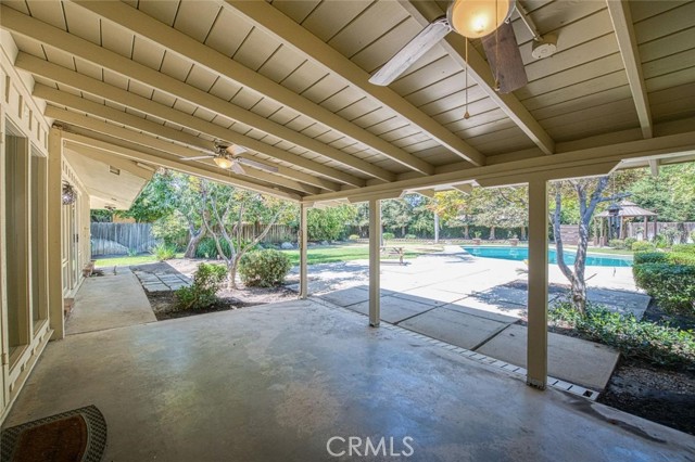 1590 W Escalon Avenue, Fresno CA: https://media.crmls.org/medias/f6f618b3-6f51-4838-a7db-24db27002459.jpg