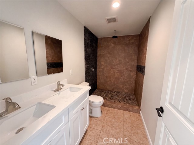 4 Bed Home for Sale in Apple Valley, California
