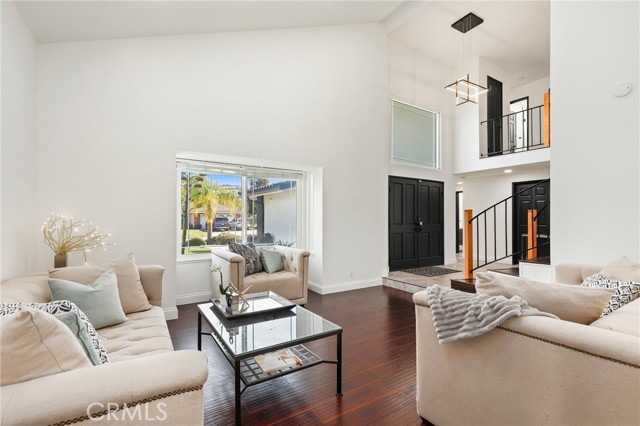 Detail Gallery Image 8 of 46 For 5099 Vista Del Amigo, Yorba Linda,  CA 92886 - 4 Beds | 3 Baths