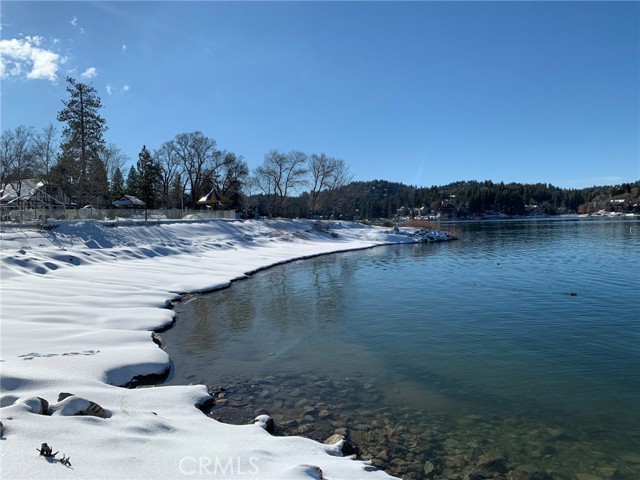 Detail Gallery Image 62 of 63 For 27502 North Bay Rd, Lake Arrowhead,  CA 92352 - 4 Beds | 2/1 Baths