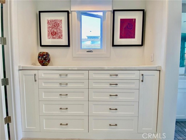 Detail Gallery Image 19 of 26 For 203 Sapphire, Newport Beach,  CA 92662 - 3 Beds | 3/1 Baths