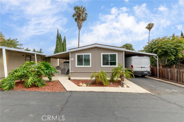 15050 Monte Vista Avenue, Chino Hills CA: https://media.crmls.org/medias/f6f7e0d1-751c-48b9-be3c-f03f9d8d1857.jpg