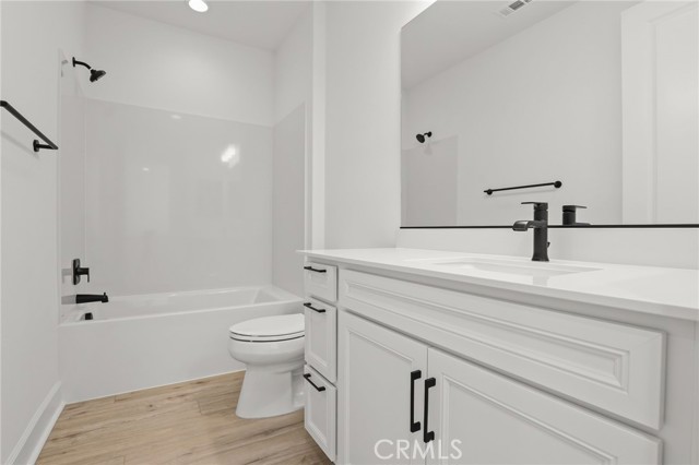 Detail Gallery Image 22 of 75 For 11763 Quailrun Ct, Chatsworth,  CA 91311 - 5 Beds | 6 Baths