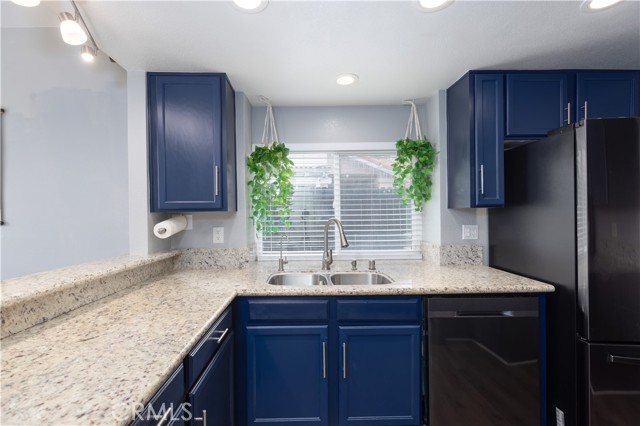 Detail Gallery Image 8 of 25 For 39640 Rustic Glen Dr., Temecula,  CA 92591 - 3 Beds | 2/1 Baths