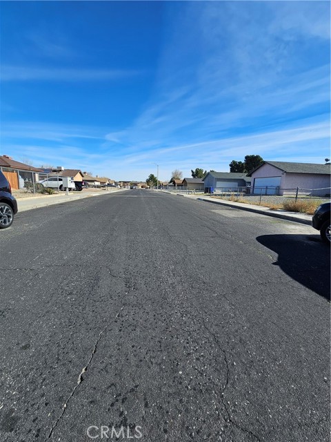 Detail Gallery Image 2 of 7 For 15131 Wildrose, Victorville,  CA 92394 - – Beds | – Baths