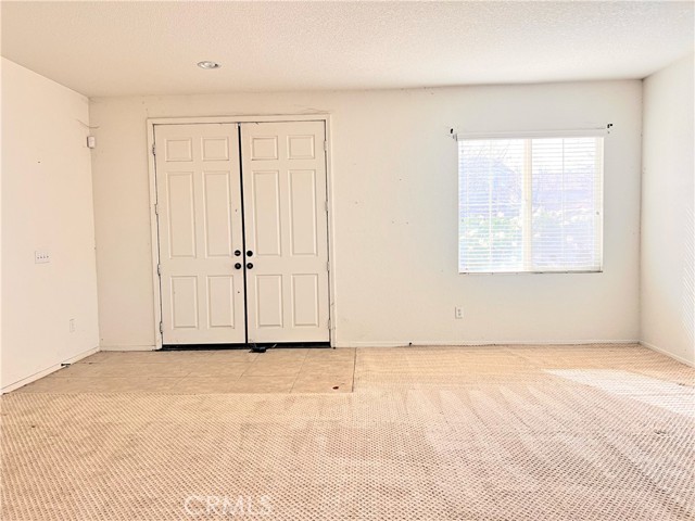 Detail Gallery Image 9 of 51 For 2745 Garnet Ln, Lancaster,  CA 93535 - 5 Beds | 3 Baths