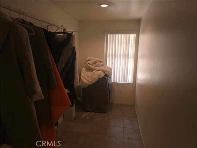 242 Spinnaker Street, San Jacinto CA: https://media.crmls.org/medias/f6fac554-be19-4c85-8bd5-704f951833b4.jpg