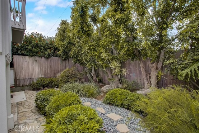 609 15th Street, Manhattan Beach, California 90266, 5 Bedrooms Bedrooms, ,1 BathroomBathrooms,Residential,Sold,15th,SB21193724