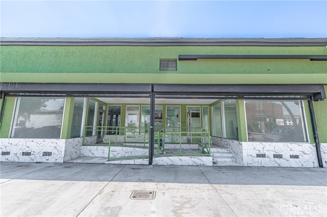 2736 E Florence Avenue, Huntington Park, California 90255, ,Commercial Lease,For Rent,2736 E Florence Avenue,CRDW24173555