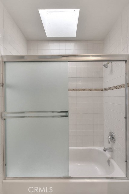 bathroom 1-1