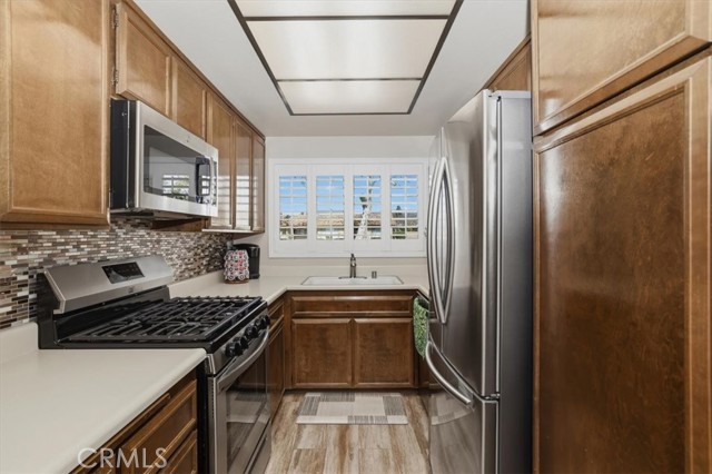 Detail Gallery Image 5 of 29 For 618 S Santa Fe St #8,  Hemet,  CA 92543 - 2 Beds | 2 Baths