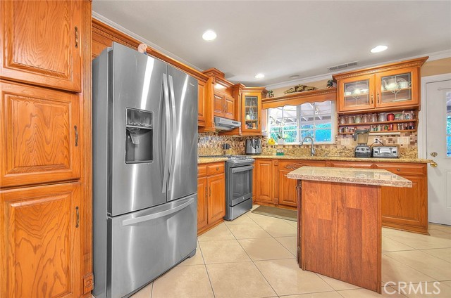 25664 Lola Court, Menifee CA: https://media.crmls.org/medias/f6fe28d0-1e78-4cd9-b0a9-19b966804f62.jpg
