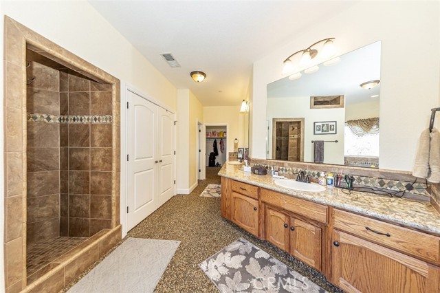 Detail Gallery Image 43 of 60 For 33099 Road 800, Raymond,  CA 93653 - 5 Beds | 3 Baths