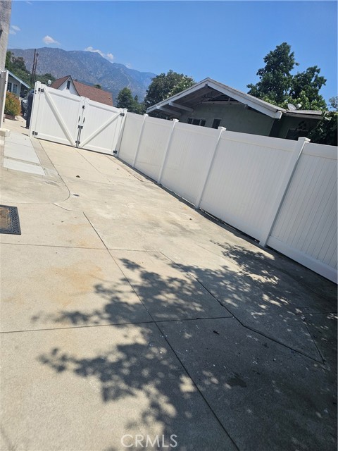 630 King street, Monrovia CA: https://media.crmls.org/medias/f6ff6134-6065-4bd4-a381-46319ff3f564.jpg