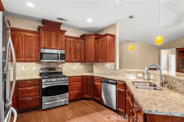 Detail Gallery Image 4 of 51 For 91 Cinder Cone, Chico,  CA 95973 - 4 Beds | 3 Baths