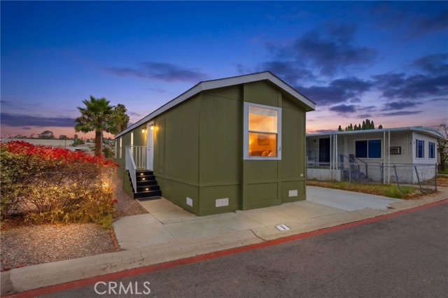 Front Image Thumbnail for CRIG26114977