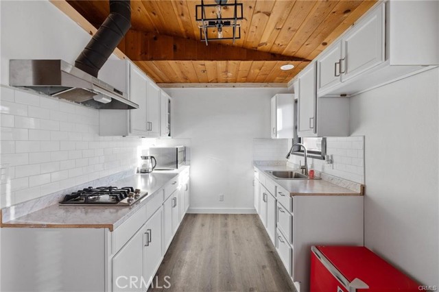 Detail Gallery Image 5 of 28 For 46417 Kings Canyon Rd, Lancaster,  CA 93536 - 2 Beds | 1 Baths