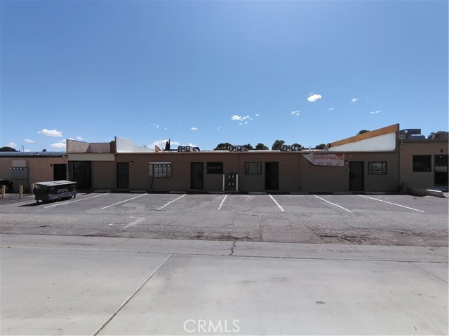 14368 St Andrews Drive, Victorville, California 92395, ,Commercial Lease,For Rent,14368 St Andrews Drive,CRHD25073720